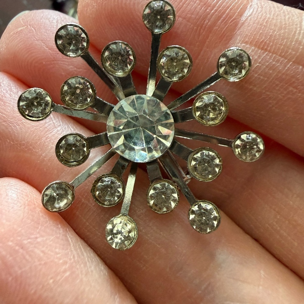 Set of 4 Vintage Brooches - Picture 6 of 9